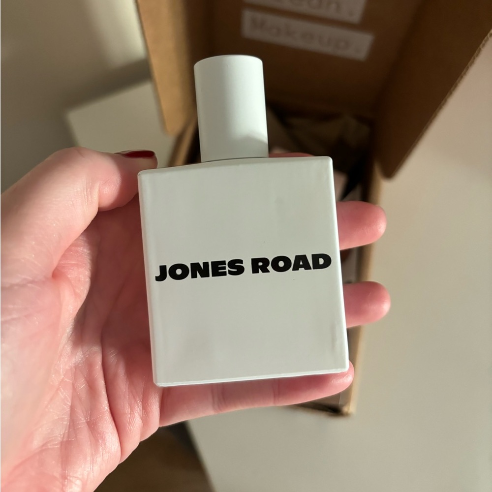 Jones Road Shower Fragrance (1 oz)